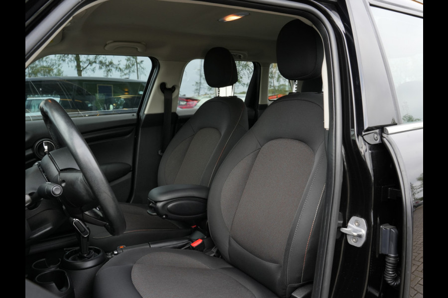 MINI Cooper 1.5 Automaat | Navigatie | Android/Apple Carplay slechts 32.406KM!!