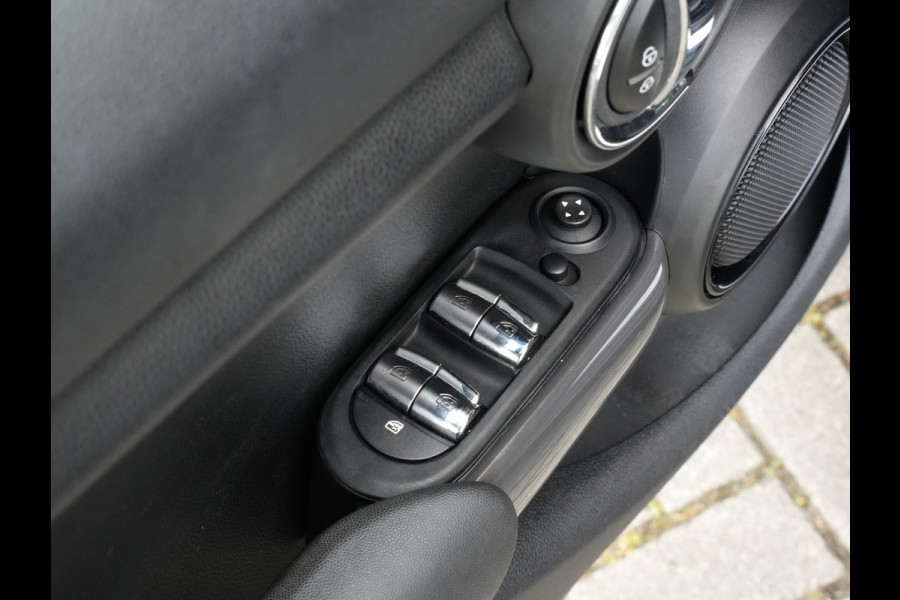 MINI Cooper 1.5 Automaat | Navigatie | Android/Apple Carplay slechts 32.406KM!!