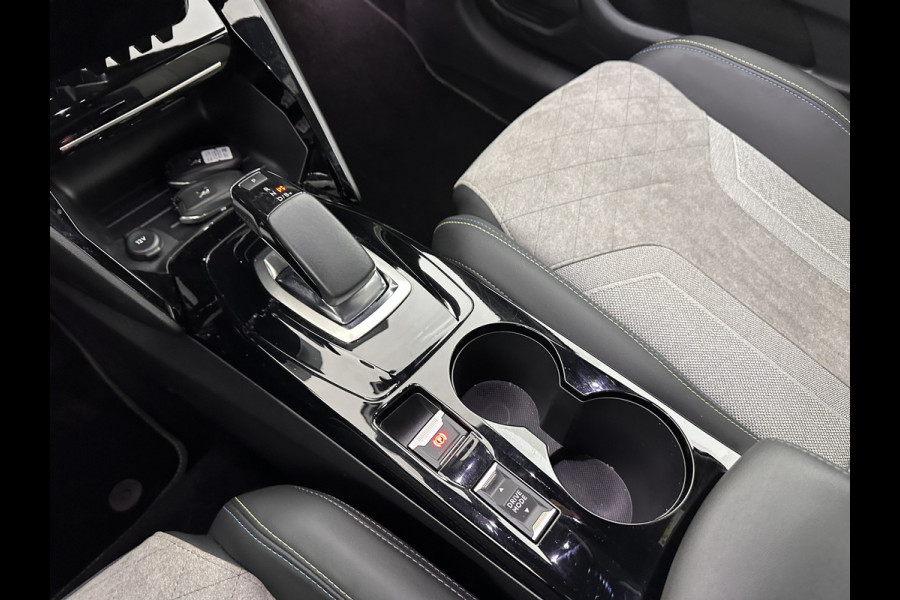 Peugeot e-208 EV GT Pack 50 kWh [ 3-Fase ] (INCL-BTW) *FULL-LED | DIGI-COCKPIT | BLIS | CAMERA | 1/2-LEATHER | HEATED-SEATS | NAVI-FULLMAP | LANE-ASSIST | KEYLESS | DAB | SPORT-SEATS | 17"ALU*