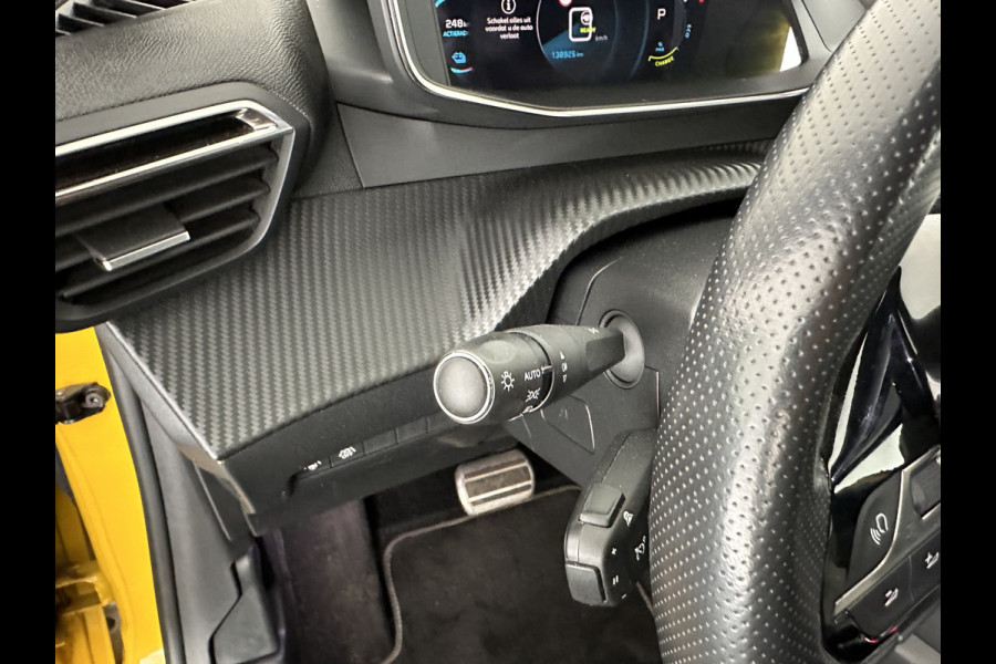 Peugeot e-208 EV GT Pack 50 kWh [ 3-Fase ] (INCL-BTW) *FULL-LED | DIGI-COCKPIT | BLIS | CAMERA | 1/2-LEATHER | HEATED-SEATS | NAVI-FULLMAP | LANE-ASSIST | KEYLESS | DAB | SPORT-SEATS | 17"ALU*