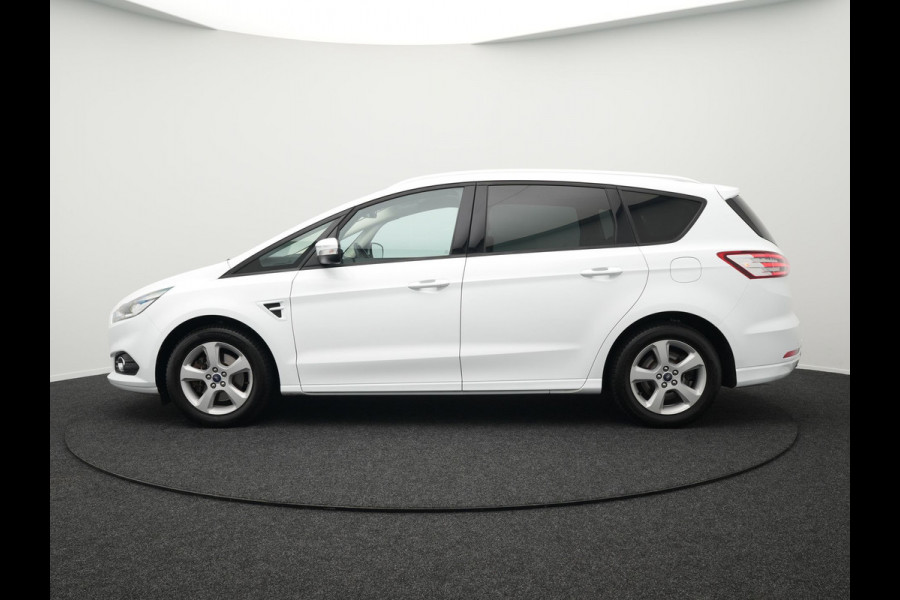 Ford S-Max 1.5 Titanium 7persoons | Navigatie | Camera | Carplay | Cruise Control | L.M. 17" | Climate Control | Parkeersensoren | DAB |