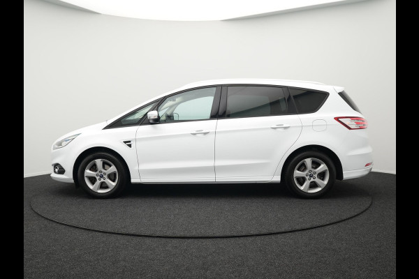 Ford S-Max 1.5 Titanium 7persoons | Navigatie | Camera | Carplay | Cruise Control | L.M. 17" | Climate Control | Parkeersensoren | DAB |