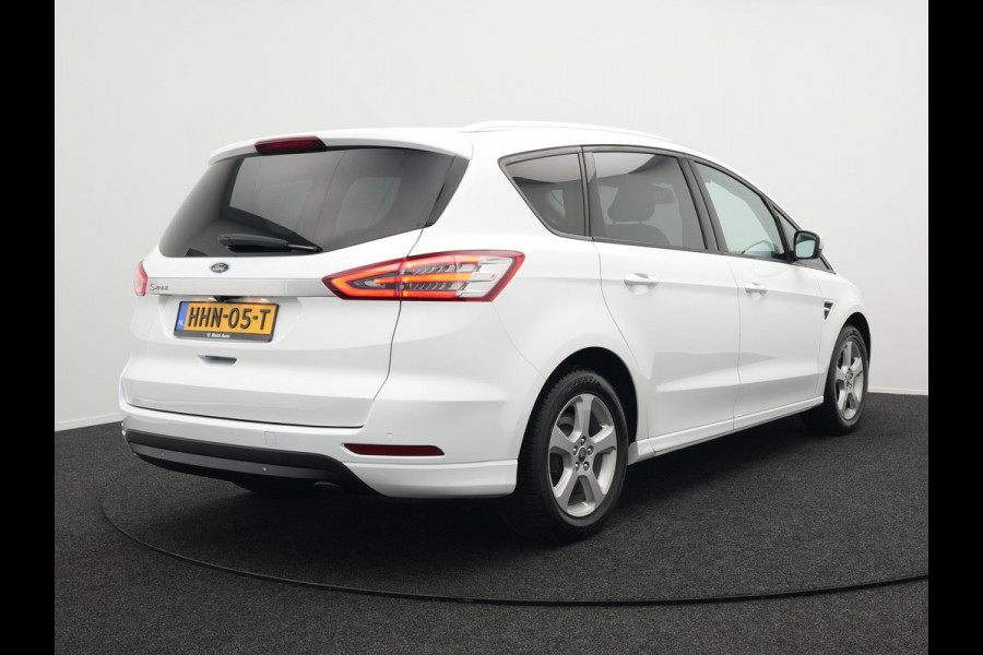 Ford S-Max 1.5 Titanium 7persoons | Navigatie | Camera | Carplay | Cruise Control | L.M. 17" | Climate Control | Parkeersensoren | DAB |