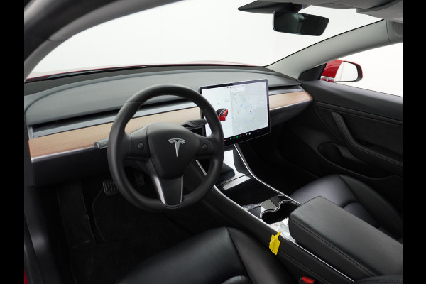Tesla Model 3 Long Range AWD 75kWh 463PK FSD-Full Self Driving Meegeleverd Pakket Premium Audio 4wd AutoPilot Panoramadak Camera's Leer Adapti Stoel en achterbank verwarming Electr.Stoelen+Memory+Easy-Entry WiFi 1e Eigenaar Org. Nederlandse Auto Garantie op Accu/Motor tot 16-12-2027/192.000km