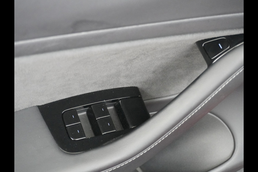 Tesla Model 3 Long Range AWD 75kWh 463PK FSD-Full Self Driving Meegeleverd Pakket Premium Audio 4wd AutoPilot Panoramadak Camera's Leer Adapti Stoel en achterbank verwarming Electr.Stoelen+Memory+Easy-Entry WiFi 1e Eigenaar Org. Nederlandse Auto Garantie op Accu/Motor tot 16-12-2027/192.000km