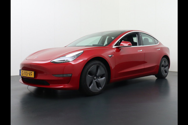 Tesla Model 3 Long Range AWD 75kWh 463PK FSD-Full Self Driving Meegeleverd Pakket Premium Audio 4wd AutoPilot Panoramadak Camera's Leer Adapti Stoel en achterbank verwarming Electr.Stoelen+Memory+Easy-Entry WiFi 1e Eigenaar Org. Nederlandse Auto Garantie op Accu/Motor tot 16-12-2027/192.000km