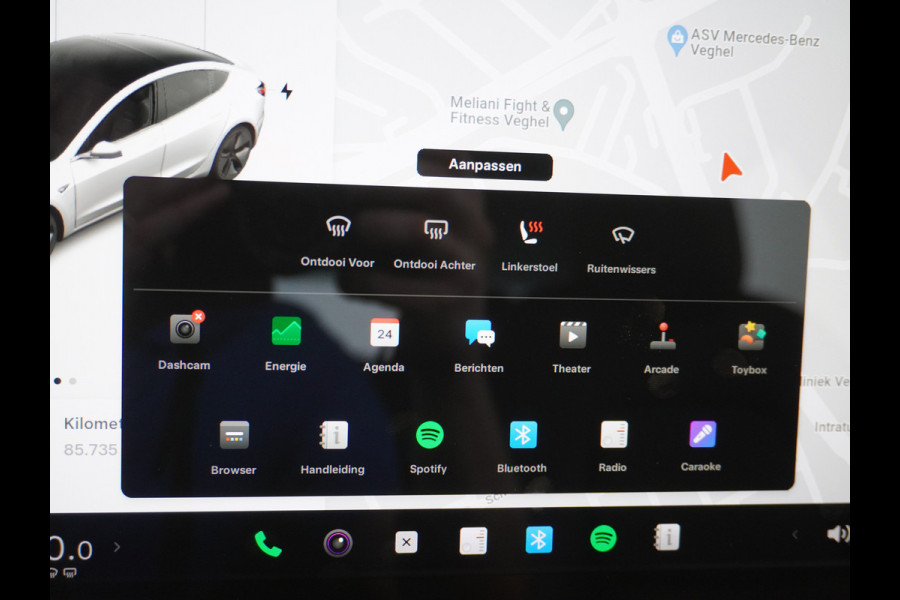 Tesla Model 3 RWD SR+ 60kWh 325PK FSD 3-Computer 18" AutoPilot Leder PanoDak Adaptive-Cruise Lmv Camera's Elektr.-Stuur+Stoelen+Spiegels+Geheu Navi LED Comfortstoelen ACC DAB Voorverwarmen interieur via App Keyless via Telefoonsleutel One-Pedal-Drive Origineel Nederlandse auto tot 11kw laden thuis! Garantie Accu tot 10-12-2027 max 160.000km 1.584kg licht!