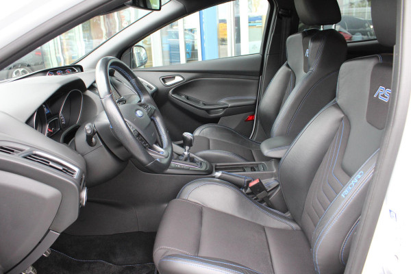 Ford Focus 2.3 RS | Dealeronderhouden | Winterpack | Comforstoelen | Launch Control |