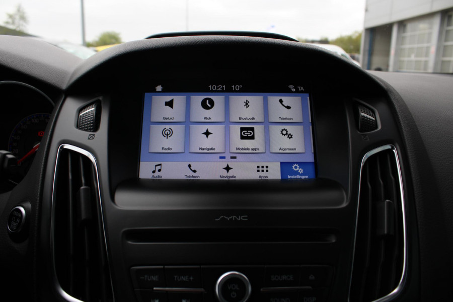 Ford Focus 2.3 RS | Dealeronderhouden | Winterpack | Comforstoelen | Launch Control |