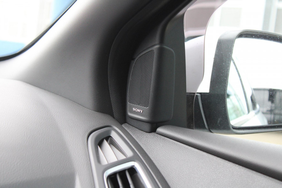 Ford Focus 2.3 RS | Dealeronderhouden | Winterpack | Comforstoelen | Launch Control |