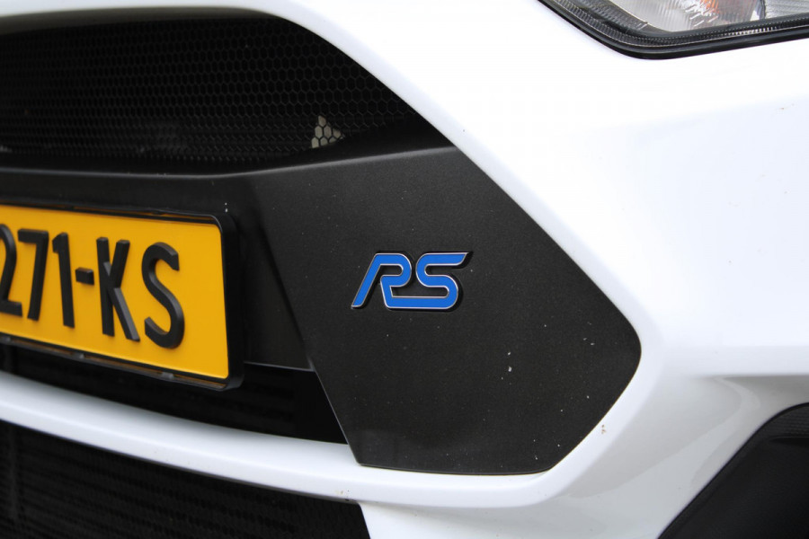 Ford Focus 2.3 RS | Dealeronderhouden | Winterpack | Comforstoelen | Launch Control |