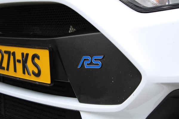 Ford Focus 2.3 RS | Dealeronderhouden | Winterpack | Comforstoelen | Launch Control |