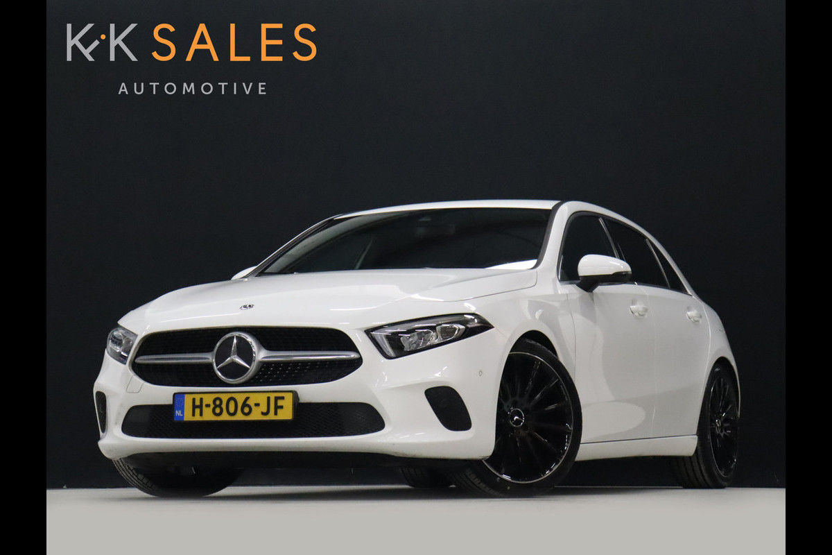 Mercedes-Benz A-Klasse 180 Sport Business [APPLE CARPLAY, CAMERA, LED, SPORTSTOELEN, STOELVERWARMING, TREKHAAK, NAVIGATIE, CRUISE CONTROL, NIEUWSTAAT]
