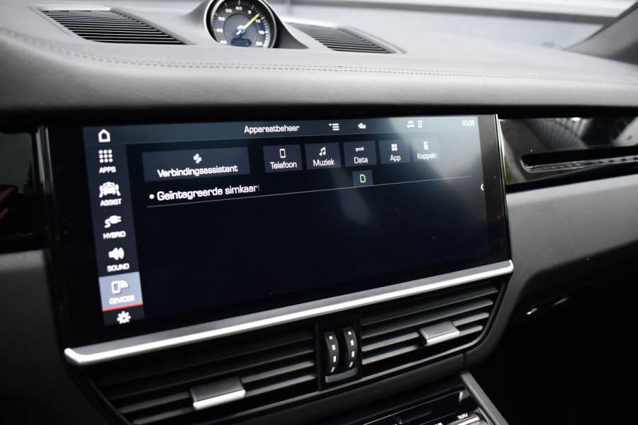 Porsche Cayenne Coupé 3.0 E-Hybrid 462pk | Panoramadak | Sport Chrono | Achterasbesturing | Trekhaak | 21'' Velgen | Leder Dashbord | Orig. NL |