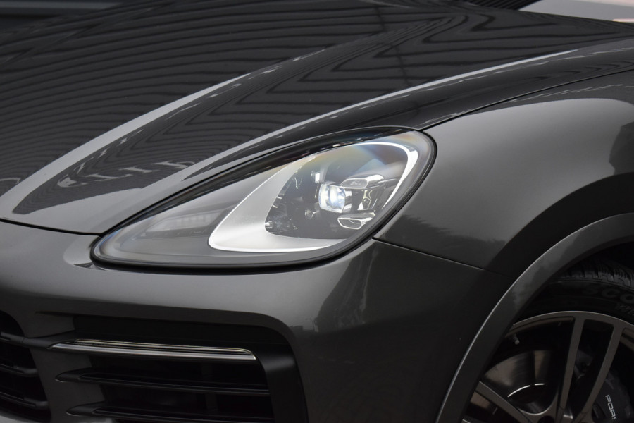 Porsche Cayenne Coupé 3.0 E-Hybrid 462pk | Panoramadak | Sport Chrono | Achterasbesturing | Trekhaak | 21'' Velgen | Leder Dashbord | Orig. NL |