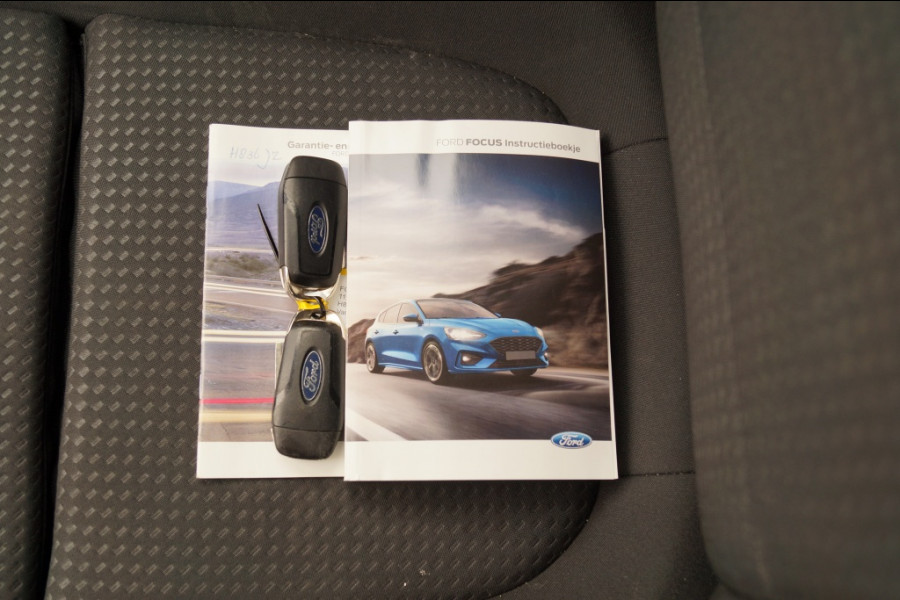 Ford Focus Wagon 1.5d EcoBlue Trend Edition Business -PANO-