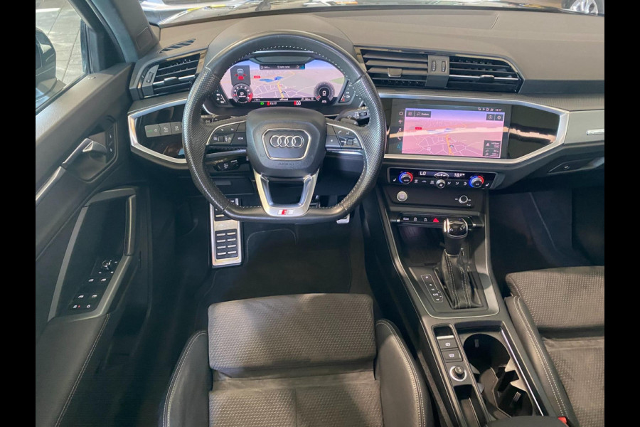 Audi Q3 40 TFSI quattro S Line edition S line Black optic Pano Electr-Trekhaak ACC Keyless go pakket Carplay Draadloos