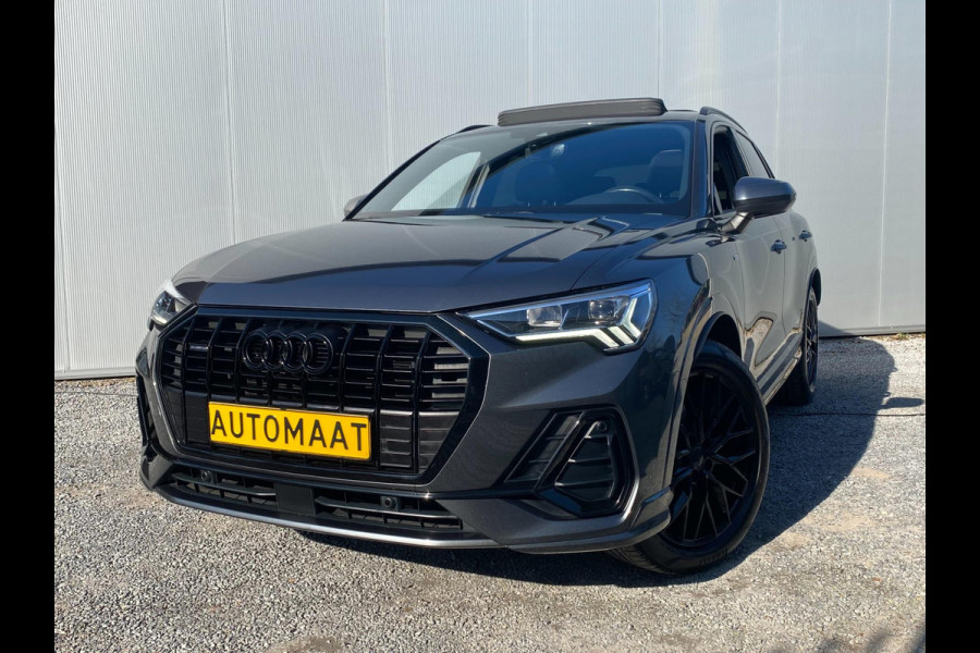 Audi Q3 40 TFSI quattro S Line edition S line Black optic Pano Electr-Trekhaak ACC Keyless go pakket Carplay Draadloos