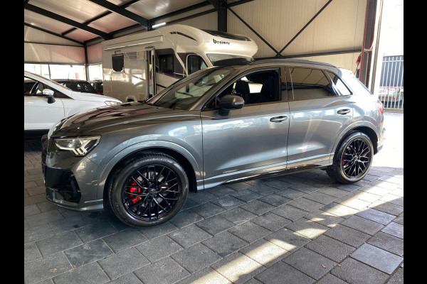 Audi Q3 40 TFSI quattro S Line edition S line Black optic Pano Electr-Trekhaak ACC Keyless go pakket Carplay Draadloos