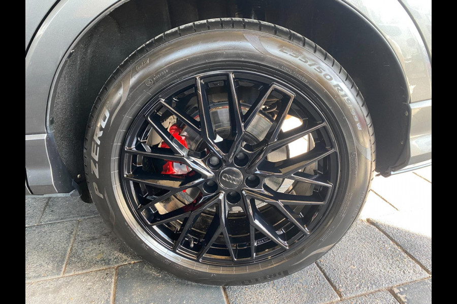 Audi Q3 40 TFSI quattro S Line edition S line Black optic Pano Electr-Trekhaak ACC Keyless go pakket Carplay Draadloos