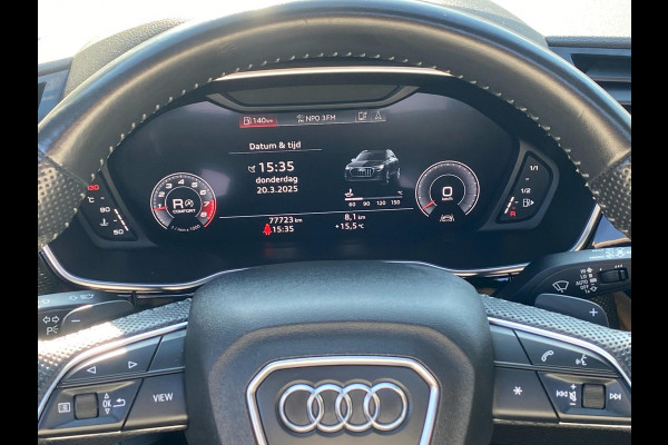 Audi Q3 40 TFSI quattro S Line edition S line Black optic Pano Electr-Trekhaak ACC Keyless go pakket Carplay Draadloos