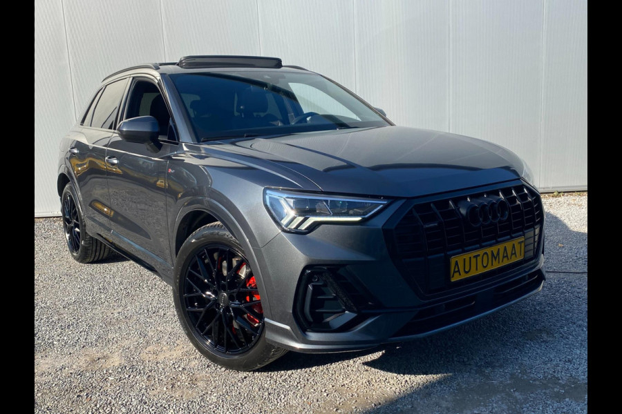 Audi Q3 40 TFSI quattro S Line edition S line Black optic Pano Electr-Trekhaak ACC Keyless go pakket Carplay Draadloos