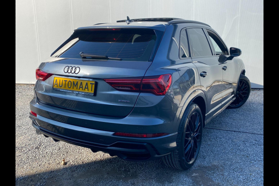 Audi Q3 40 TFSI quattro S Line edition S line Black optic Pano Electr-Trekhaak ACC Keyless go pakket Carplay Draadloos