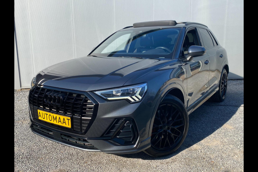 Audi Q3 40 TFSI quattro S Line edition S line Black optic Pano Electr-Trekhaak ACC Keyless go pakket Carplay Draadloos