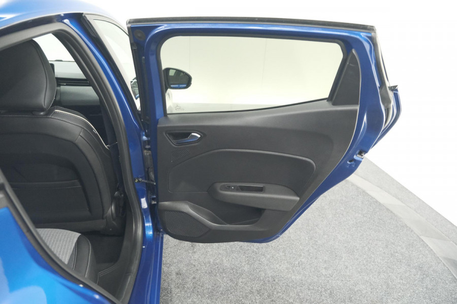 Renault Clio TCe 90 GPF Techno | 360 Camera | Dodehoekdetectie | Adaptieve Cruise Control
