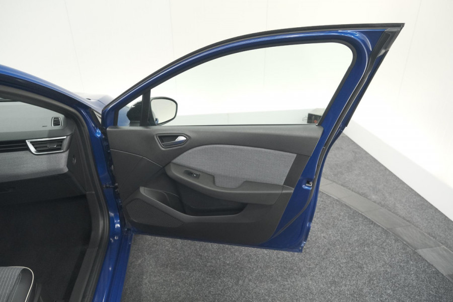 Renault Clio TCe 90 GPF Techno | 360 Camera | Dodehoekdetectie | Adaptieve Cruise Control