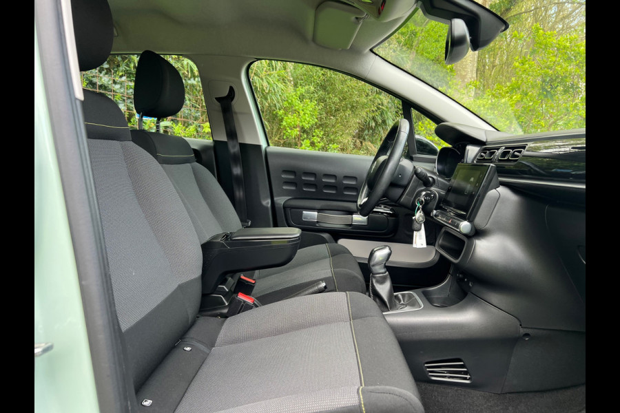 Citroën C3 1.2 PureTech Shine | Cruise + Clima + Carplay