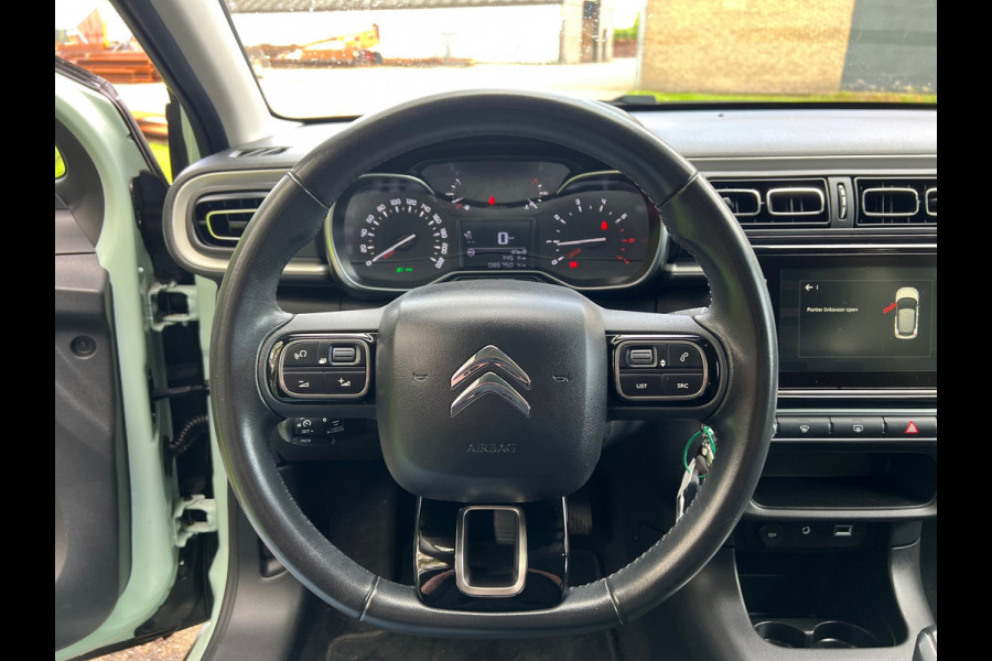 Citroën C3 1.2 PureTech Shine | Cruise + Clima + Carplay