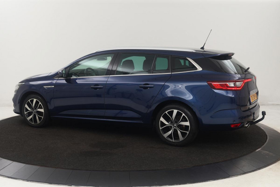 Renault Mégane 1.3 TCe Bose | Trekhaak | Camera | Navigatie | Keyless | Massage | Carplay | Dodehoek detectie | Climate control | Cruise control