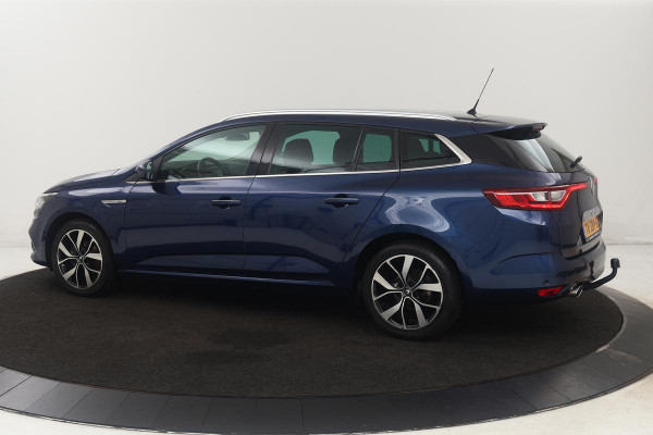 Renault Mégane 1.3 TCe Bose | Trekhaak | Camera | Navigatie | Keyless | Massage | Carplay | Dodehoek detectie | Climate control | Cruise control