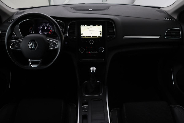 Renault Mégane 1.3 TCe Bose | Trekhaak | Camera | Navigatie | Keyless | Massage | Carplay | Dodehoek detectie | Climate control | Cruise control