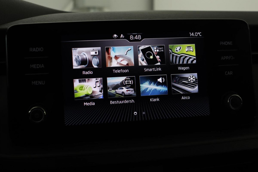 Škoda SCALA 1.0 TSI Ambition | Carplay | Full LED | Climate control | Parkeerhulp | DAB | Cruise control | Dakspoiler