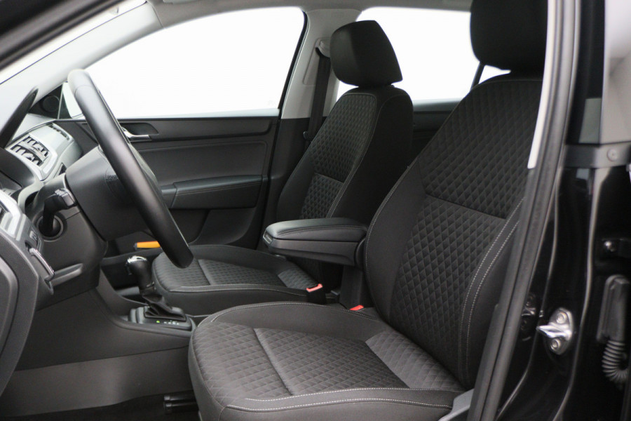 Škoda Rapid Spaceback 1.2 TSI DSG Greentech Drive Navigatie, Airco, Cruise, Bluetooth, PDC, Trekhaak