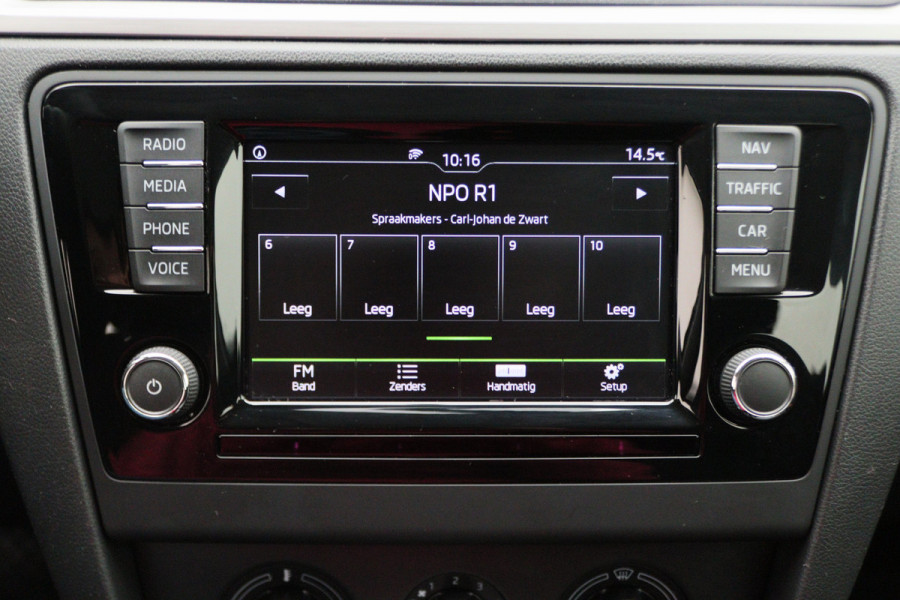 Škoda Rapid Spaceback 1.2 TSI DSG Greentech Drive Navigatie, Airco, Cruise, Bluetooth, PDC, Trekhaak