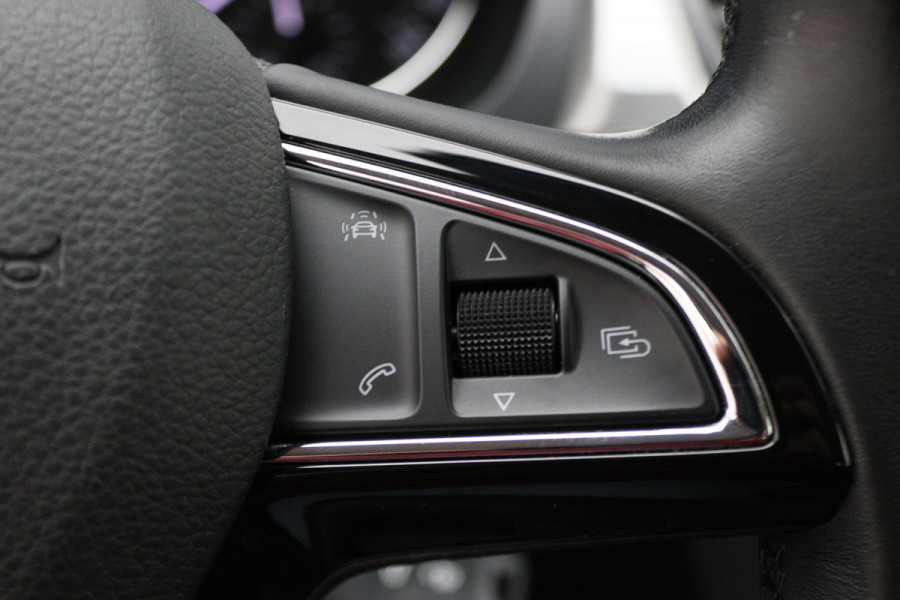 Škoda Rapid Spaceback 1.2 TSI DSG Greentech Drive Navigatie, Airco, Cruise, Bluetooth, PDC, Trekhaak