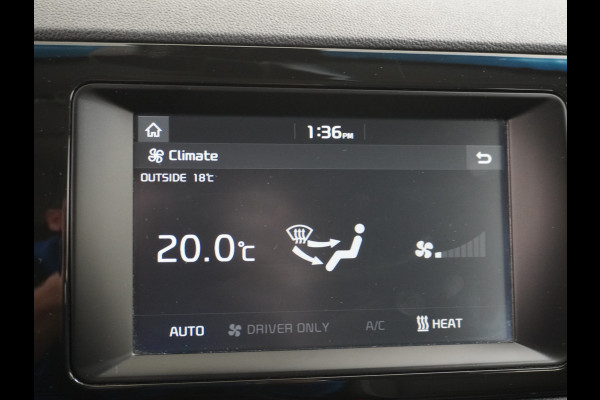 Kia e-Niro 64kWh 204PK Apple Carplay Android Auto Navi Ecc 1/2 Leder Camera Adaptieve Cruise Control Pdc Stoel Verwarming Keyless Led Stuur Verwarming Dodehoek assistent Regen-Lichtsensor Bluetooth Lmv 17" Krachtige en zuinige aandrijflijn met grote accu! €45.000 Nieuwprijs