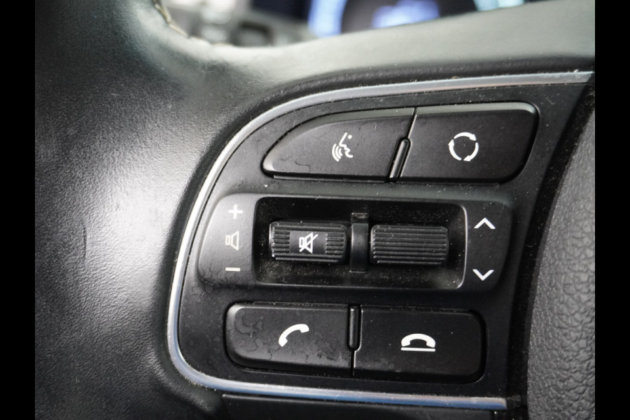 Kia e-Niro 64kWh 204PK Apple Carplay Android Auto Navi Ecc 1/2 Leder Camera Adaptieve Cruise Control Pdc Stoel Verwarming Keyless Led Stuur Verwarming Dodehoek assistent Regen-Lichtsensor Bluetooth Lmv 17" Krachtige en zuinige aandrijflijn met grote accu! €45.000 Nieuwprijs