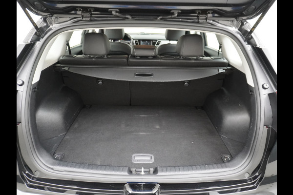 Kia e-Niro 64kWh 204PK Apple Carplay Android Auto Navi Ecc 1/2 Leder Camera Adaptieve Cruise Control Pdc Stoel Verwarming Keyless Led Stuur Verwarming Dodehoek assistent Regen-Lichtsensor Bluetooth Lmv 17" Krachtige en zuinige aandrijflijn met grote accu! €45.000 Nieuwprijs