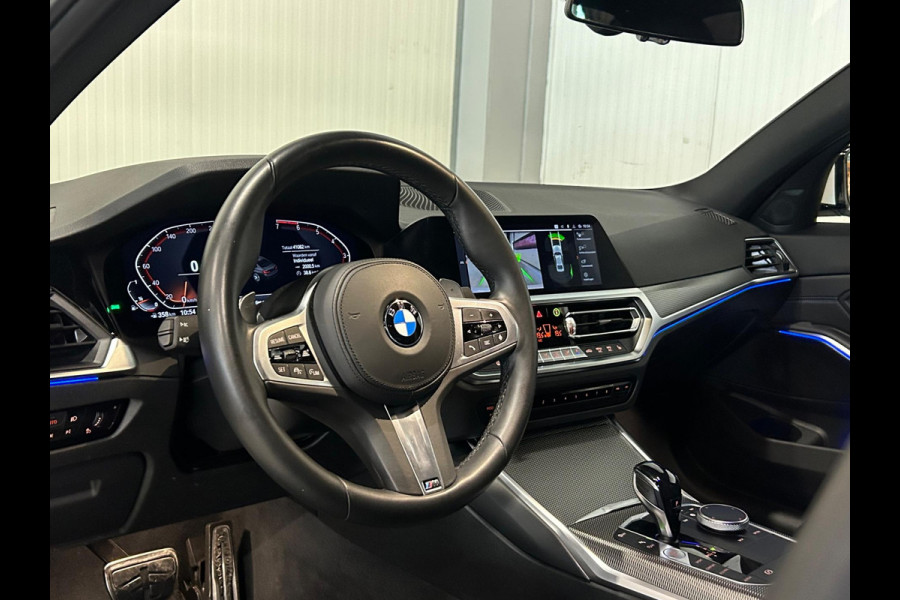 BMW 3-serie 330i High Executive | M-SPORT | ACC | SHADOW LINE | CAMERA