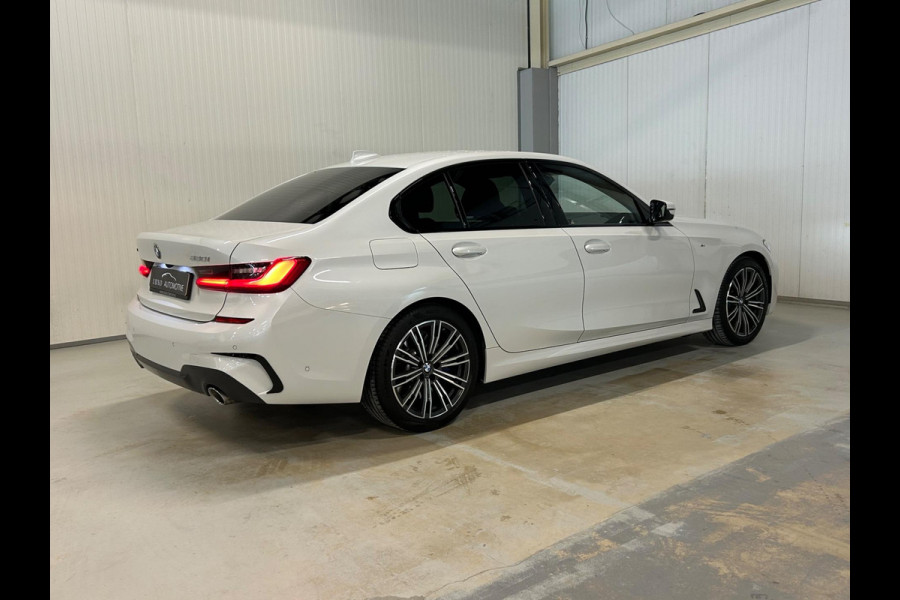 BMW 3-serie 330i High Executive | M-SPORT | ACC | SHADOW LINE | CAMERA