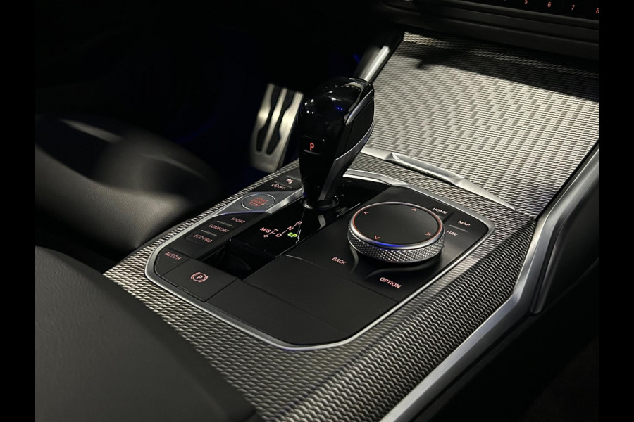 BMW 3-serie 330i High Executive | M-SPORT | ACC | SHADOW LINE | CAMERA