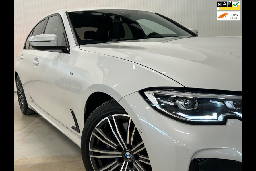 BMW 3-serie 330i High Executive | M-SPORT | ACC | SHADOW LINE | CAMERA