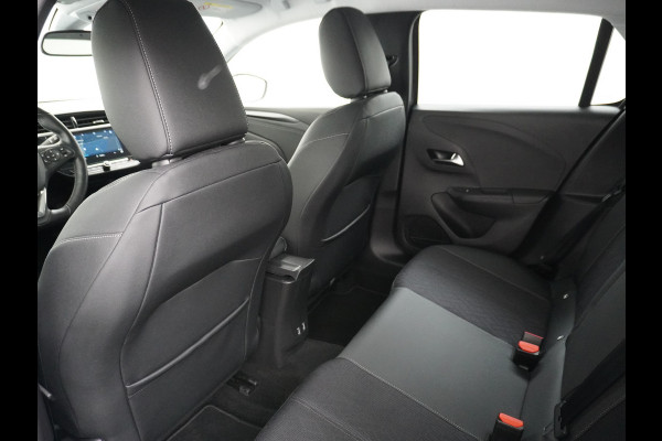 Opel CORSA-E Elegance 50kWh Two-Tone Apple Carplay Android Auto Navi Ecc Adap.Cruise Control 360° Camera Keyless Stoel-Stuurverwarming DAB Led Lmv 17" Verkeersbord detectie Rijstrooksensor Winter-Pakket Parkeer-Pakket Premium-Pakket 100% Dealeronderhouden Origineel Nederlandse Auto Nieuwprijs  €36.045,-