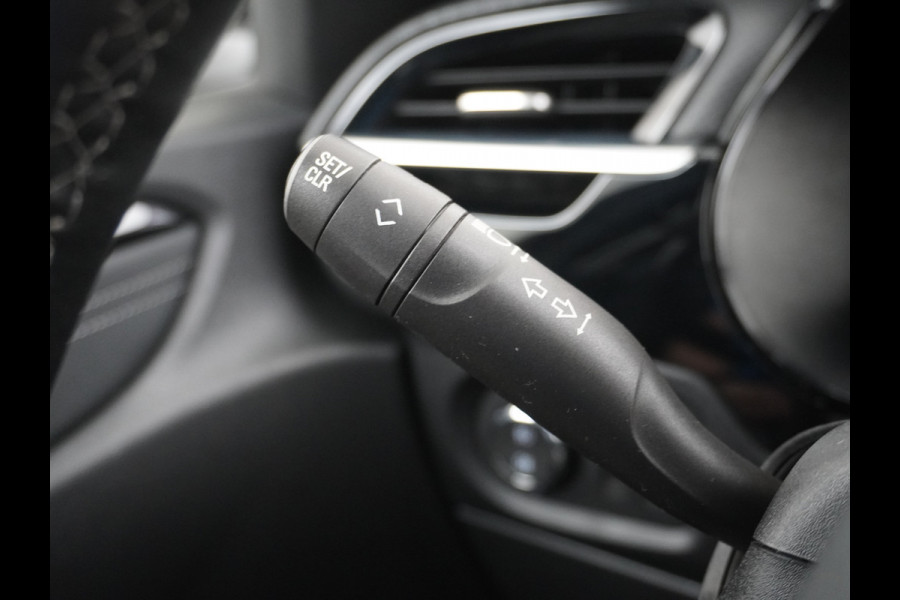Opel CORSA-E Elegance 50kWh Two-Tone Apple Carplay Android Auto Navi Ecc Adap.Cruise Control 360° Camera Keyless Stoel-Stuurverwarming DAB Led Lmv 17" Verkeersbord detectie Rijstrooksensor Winter-Pakket Parkeer-Pakket Premium-Pakket 100% Dealeronderhouden Origineel Nederlandse Auto Nieuwprijs  €36.045,-