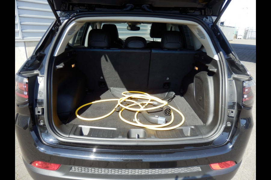 Jeep Compass 4xe 240 Hybride | Upland | Navi | Alpine Sound | Leder |