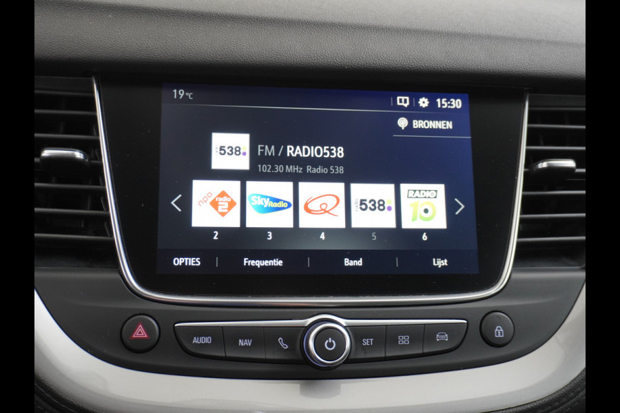 Opel Grandland X T131PK Apple Carplay Android Navi Ecc Pdc Led DAB Lmv 17"Cruise control Licht-Regensensor Business + 1.2 Turbo Bluetooth Rijstrooksensor Verkeersbord detectie EURO 6 AG